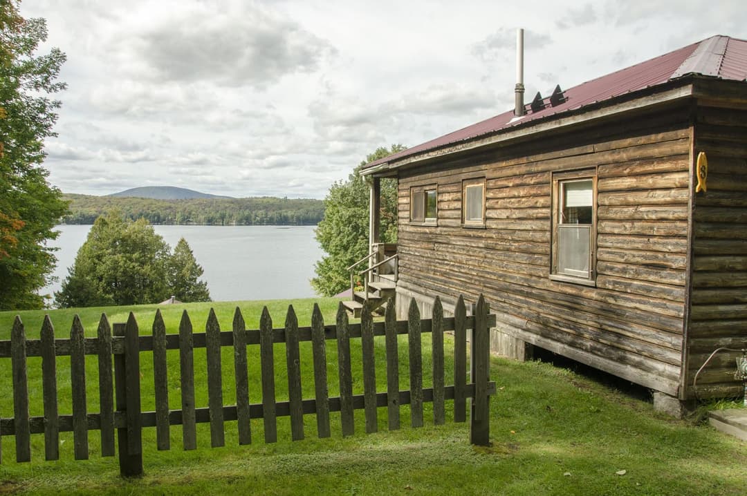 Lake Willoughby at Mountain Lake Cottages